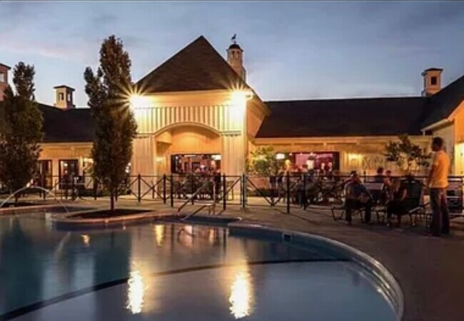 Building Photo - 5587 Bow Falls Blvd