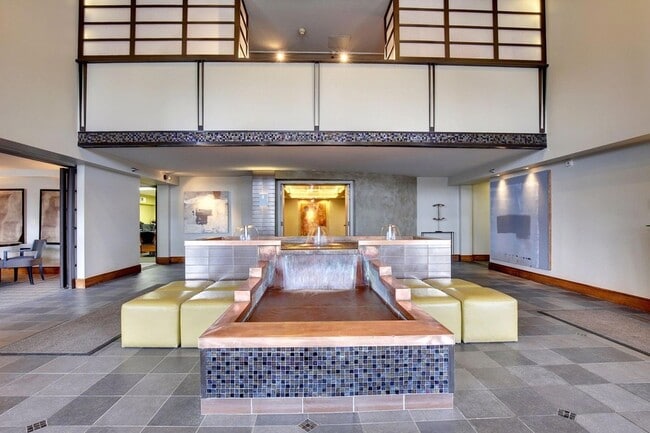 Building Photo - 401 S 1st St