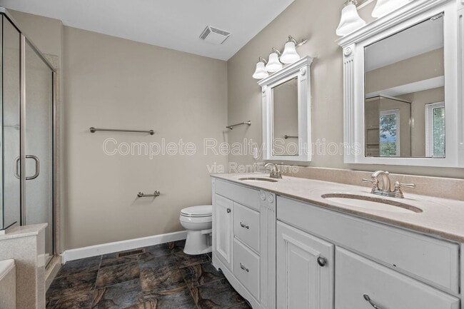 Building Photo - 16610 Green Needle Ct