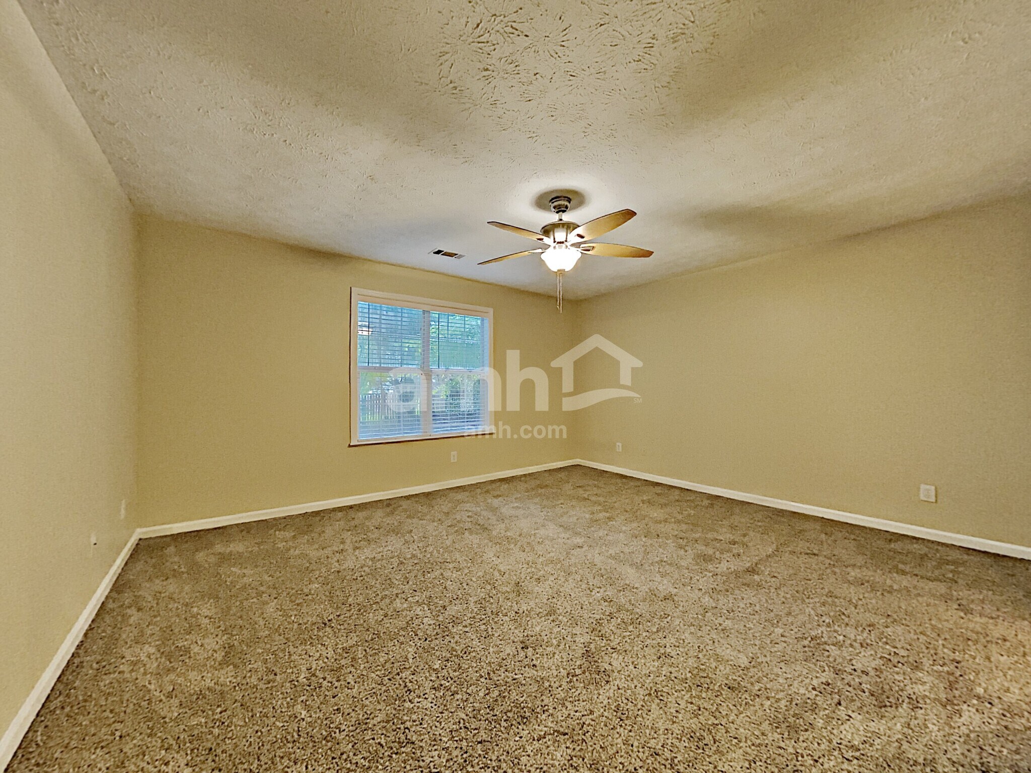Building Photo - 451 Bellingham Dr