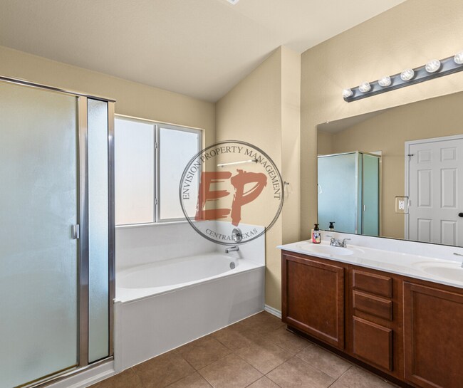Building Photo - 6728 Tierra Dr