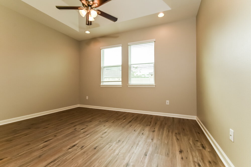 Building Photo - 11832 Meadowgate Pl