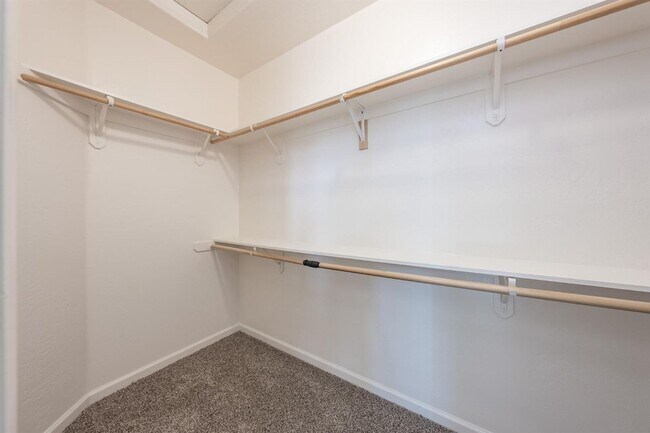 Building Photo - Beautifully Updated North Clovis 3/3