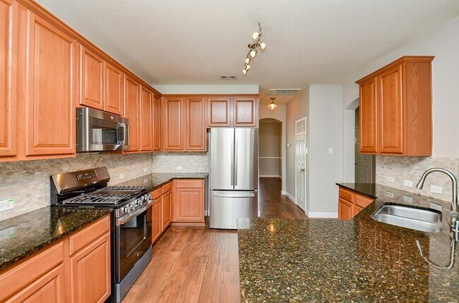 Building Photo - 25418 Lockspur Dr