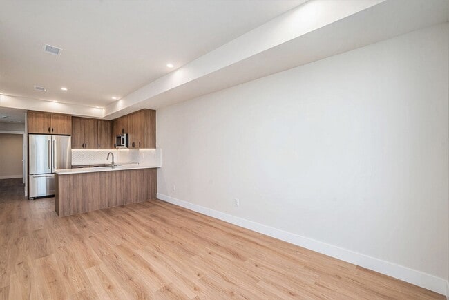 Building Photo - Brand New Townhome!  Be the First!!