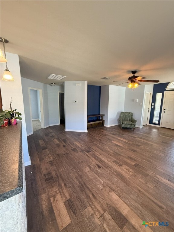 Building Photo - 760 Guna Dr