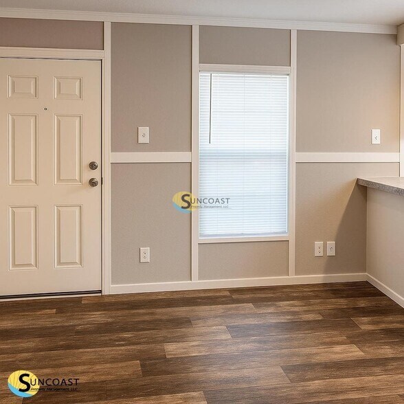 Building Photo - 6568 Coolidge St