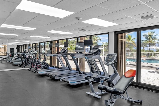 Building Photo - 10185 Collins Ave