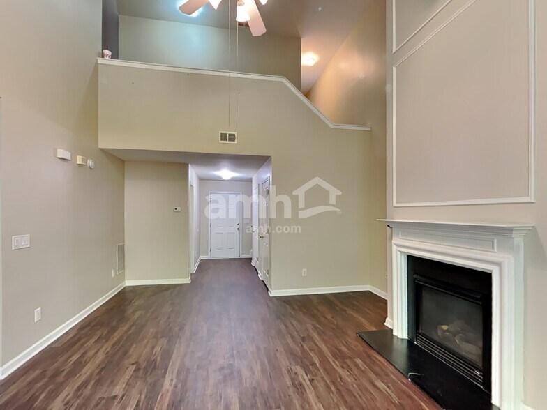 Building Photo - 219 Highland Falls Dr