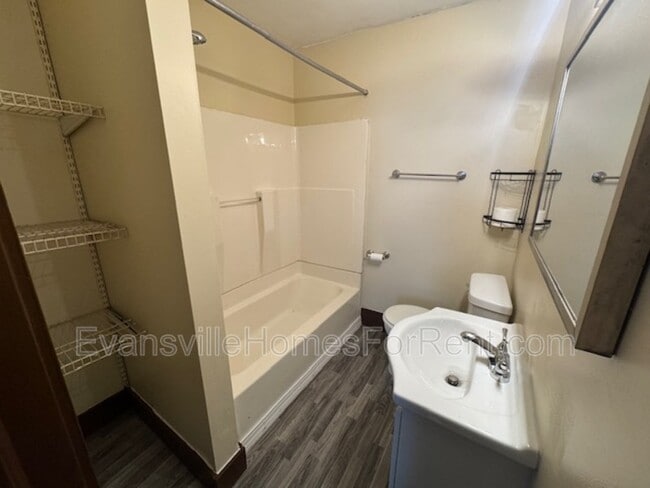 Building Photo - 1112 W Tennessee St