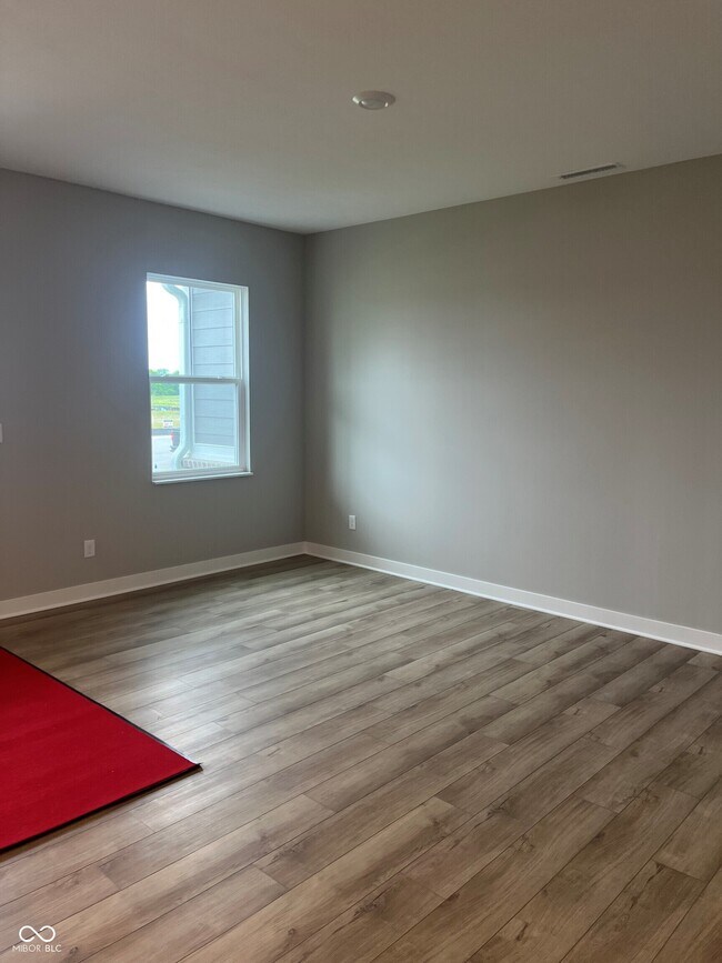 Building Photo - 2045 W 171st St