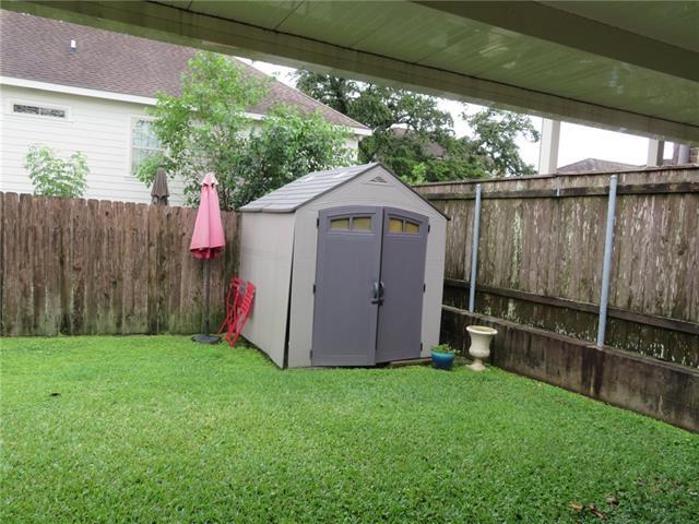 Building Photo - 6521 Bellaire Dr