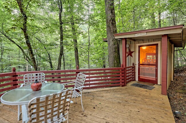 Building Photo - 6180 Crow Creek Rd