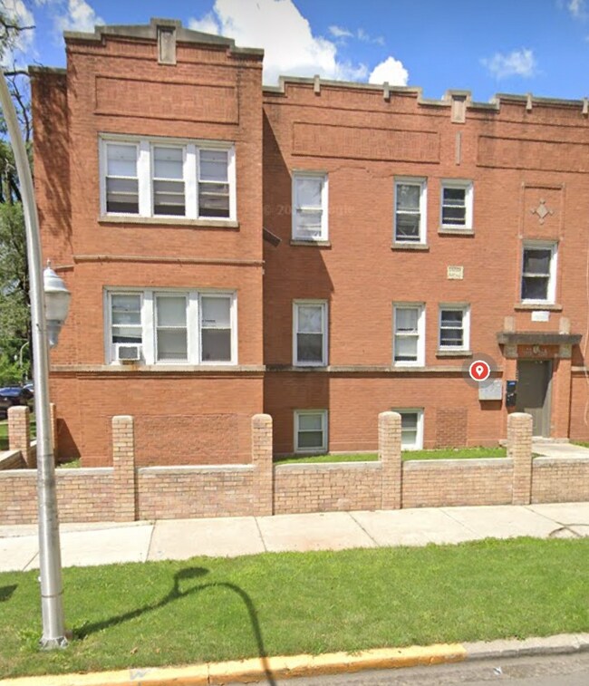Primary Photo - 5958 S Rockwell St