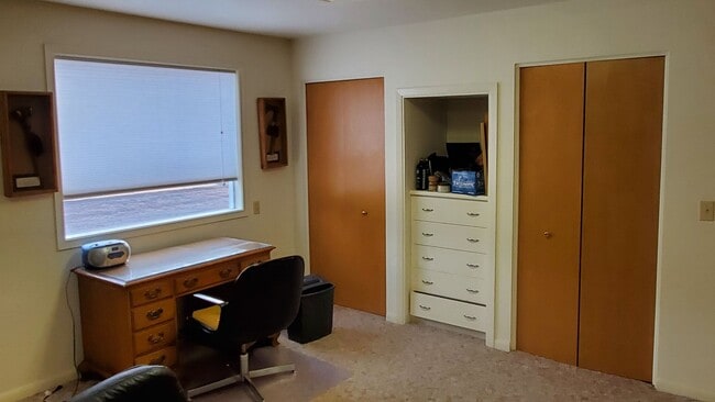 Building Photo - Lake Front Property with Orchard--Desired lease October 1st, 2026 thru May 31st 2027 (some flexib...