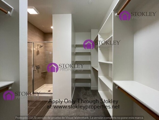 Building Photo - 3184 Manor Ave