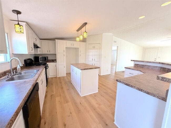 Building Photo - 3063 Co Rd 484