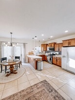 Building Photo - 3784 W Periwinkle Dr