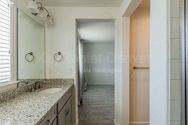 Building Photo - 5415 W 97th Ave