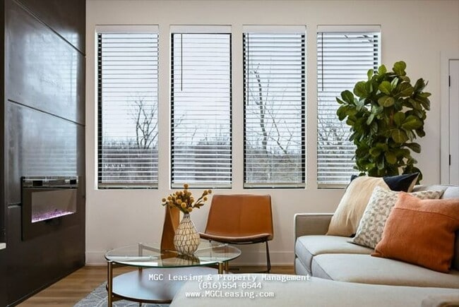 Building Photo - Ayden Place townhomes: $750 Rent Credit - ask us how!