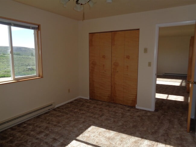 Building Photo - 143 Meadow Lark Ln