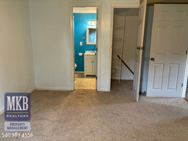 Building Photo - 3158 Galloway Dr