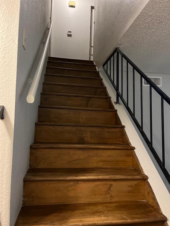 Building Photo - 1907 Townesouth Cir