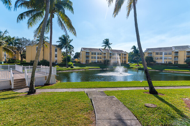 Building Photo - 6300 La Costa Dr