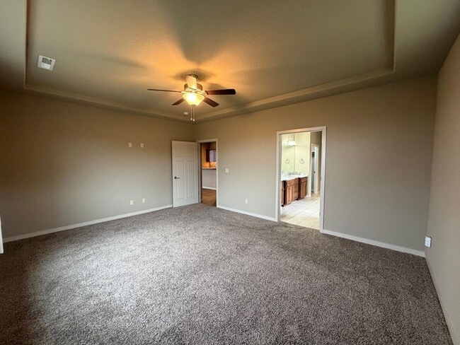 Building Photo - 3909 W 48th Ave