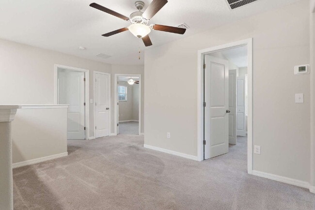 Building Photo - 7023 Samuel Ivy Dr