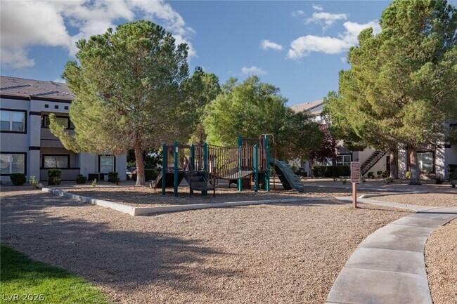 Building Photo - 7255 W Sunset Rd