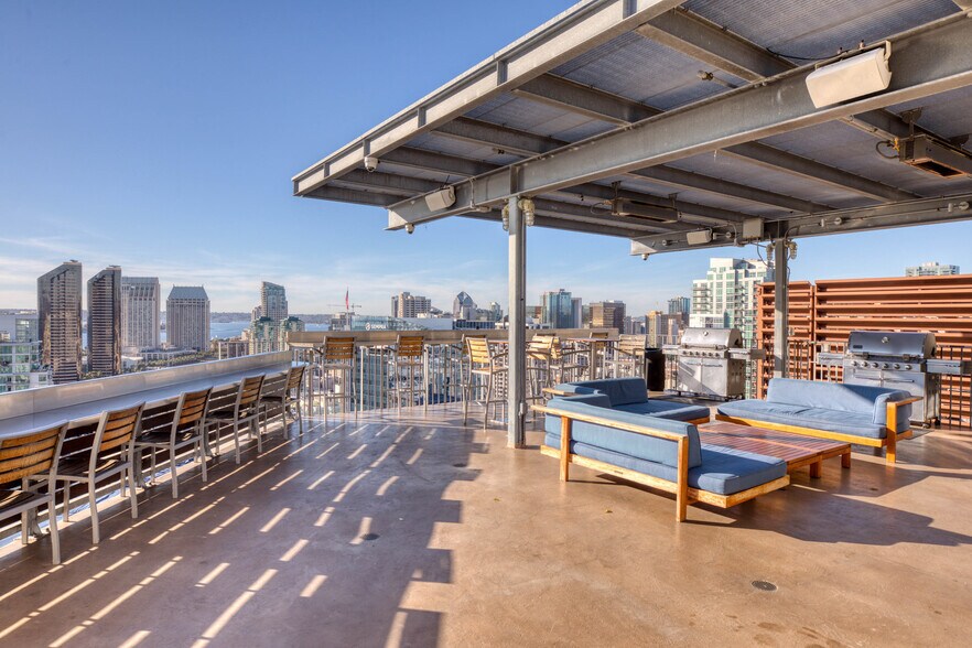 Building Photo - 350 Eleventh Avenue-SI FL4-ID37