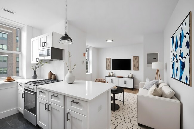 Primary Photo - 1327 Willow Ave