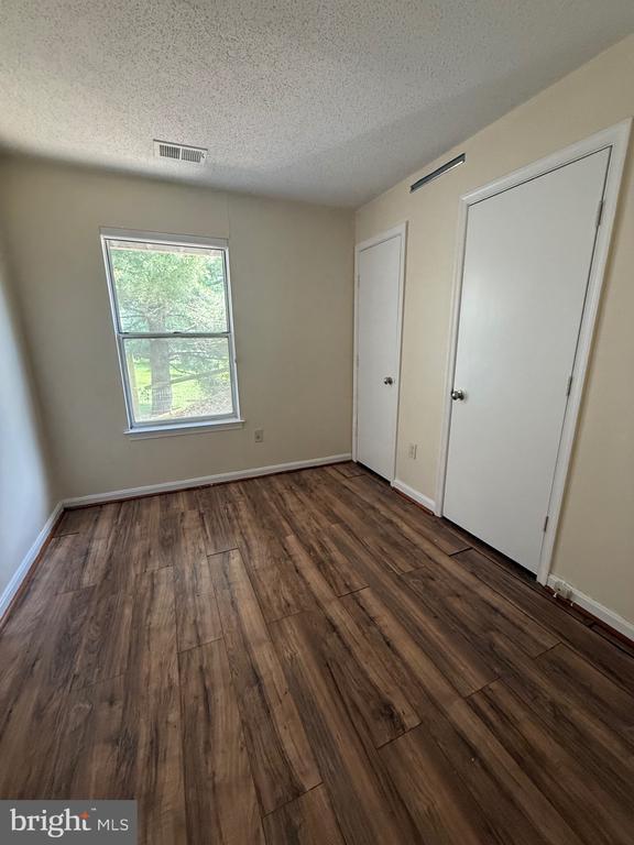 Building Photo - 14203 Wolf Creek Pl