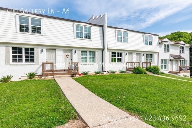 Primary Photo - 400 Gallery Ln