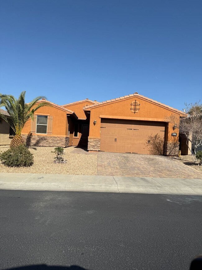 Building Photo - Magnificent Home Located In Guard Gated Tuscany!