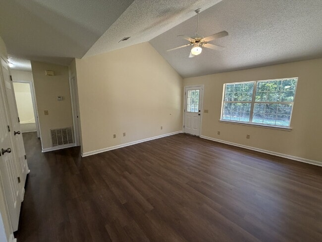 Building Photo - Home for Rent