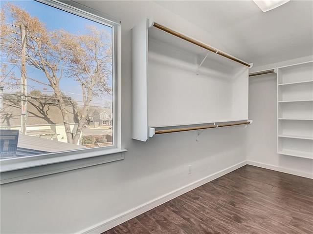 Building Photo - 3700 W 6th St