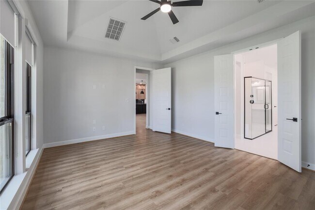 Building Photo - 1408 Logan Del Wy