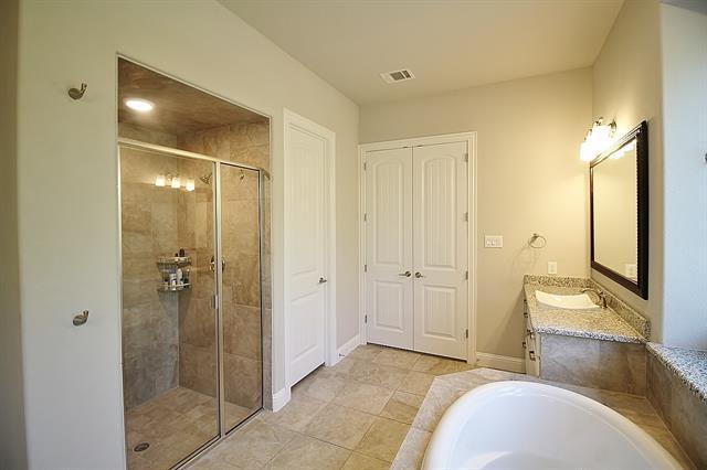 Building Photo - 2313 Lamberth Ct