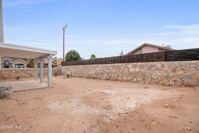 Building Photo - 12701 Tierra Monje Ln