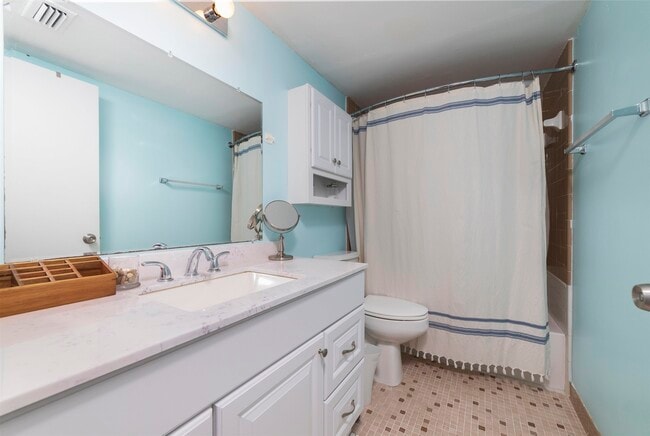 Building Photo - 43 Brigantine Ct