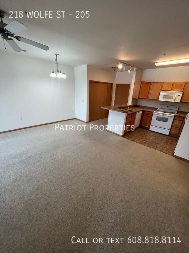 Building Photo - 1 BEDROOM/ 1 BATH APARTMENT IN OREGON, WI