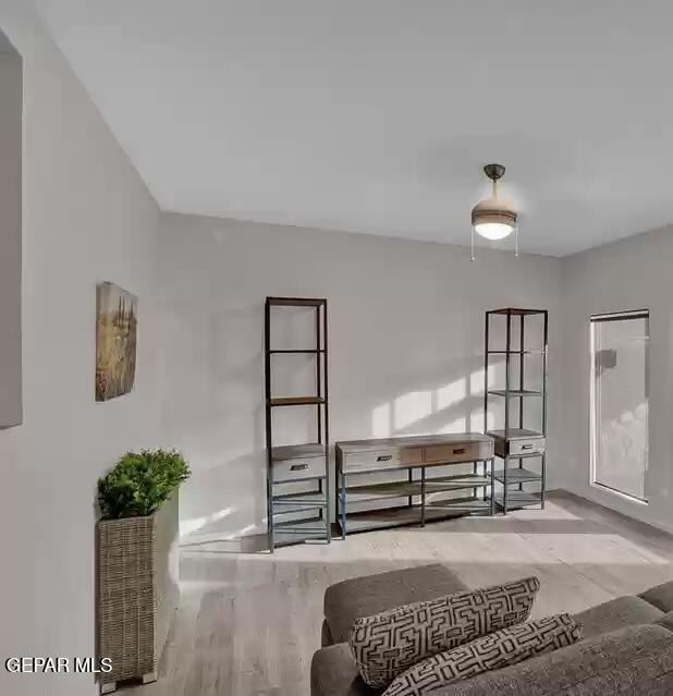 Building Photo - 4016 Camelot Heights Dr
