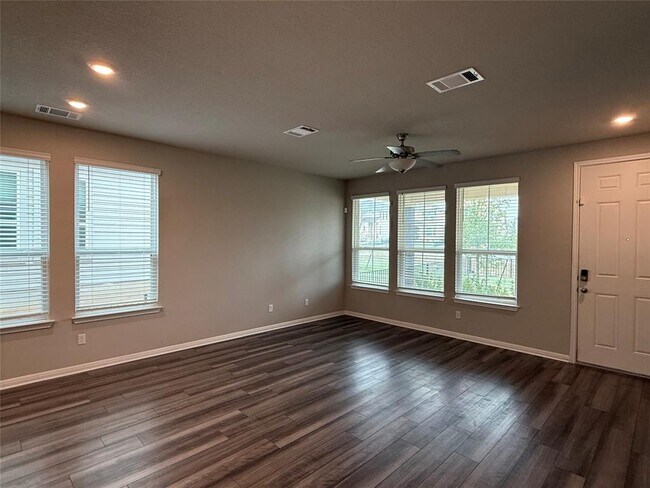 Building Photo - 953 Lone Peak Wy