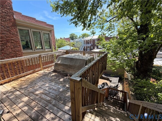 Building Photo - 2107 Park Ave