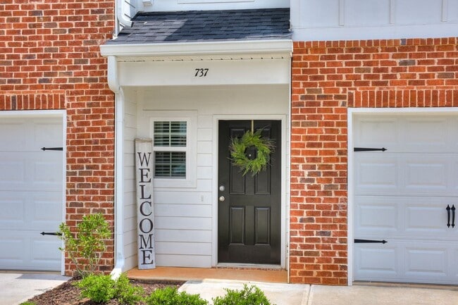 Building Photo - Cottages at Grovetown