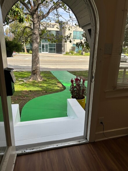 Primary Photo - 515 N Garfield Ave