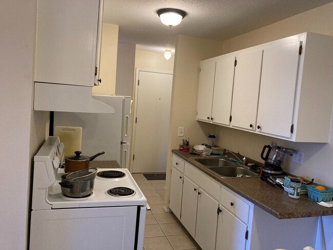 Interior Photo - 1501