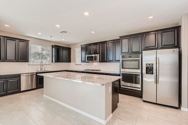 Building Photo - Brand New Summerlin Home w/ Strip Views!